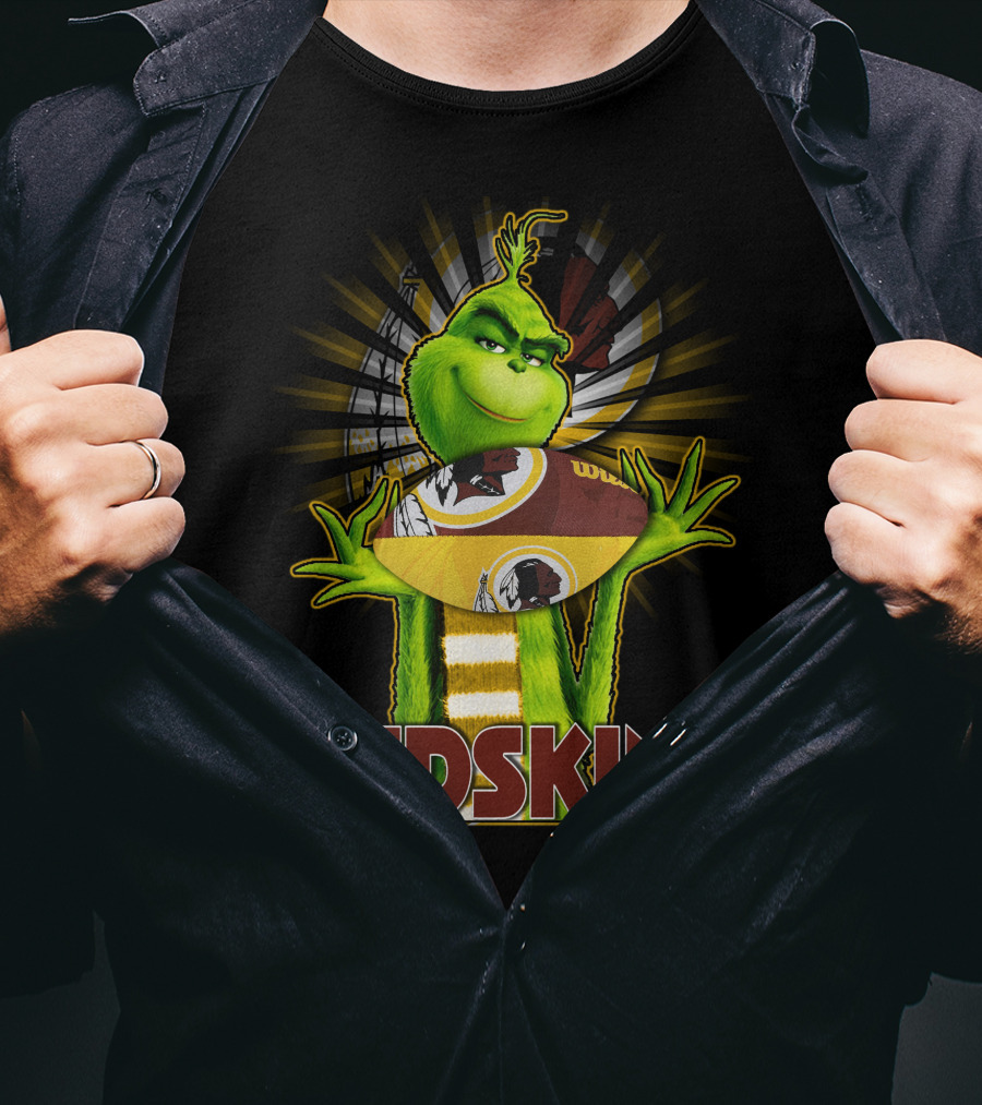 Grinch Holding Washington Redskins Football T-Shirt
