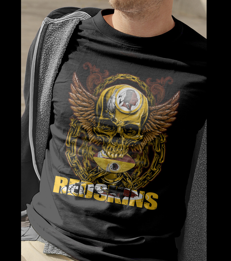Redskins Skullfb Winged Skull Chains Feathers Football Helmet T-Shirt