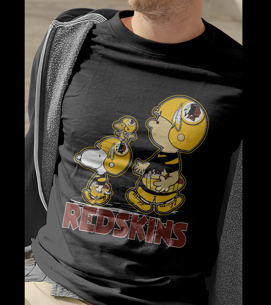 Snpfootball Redskins Peanuts Characters In Football Helmets T-Shirt