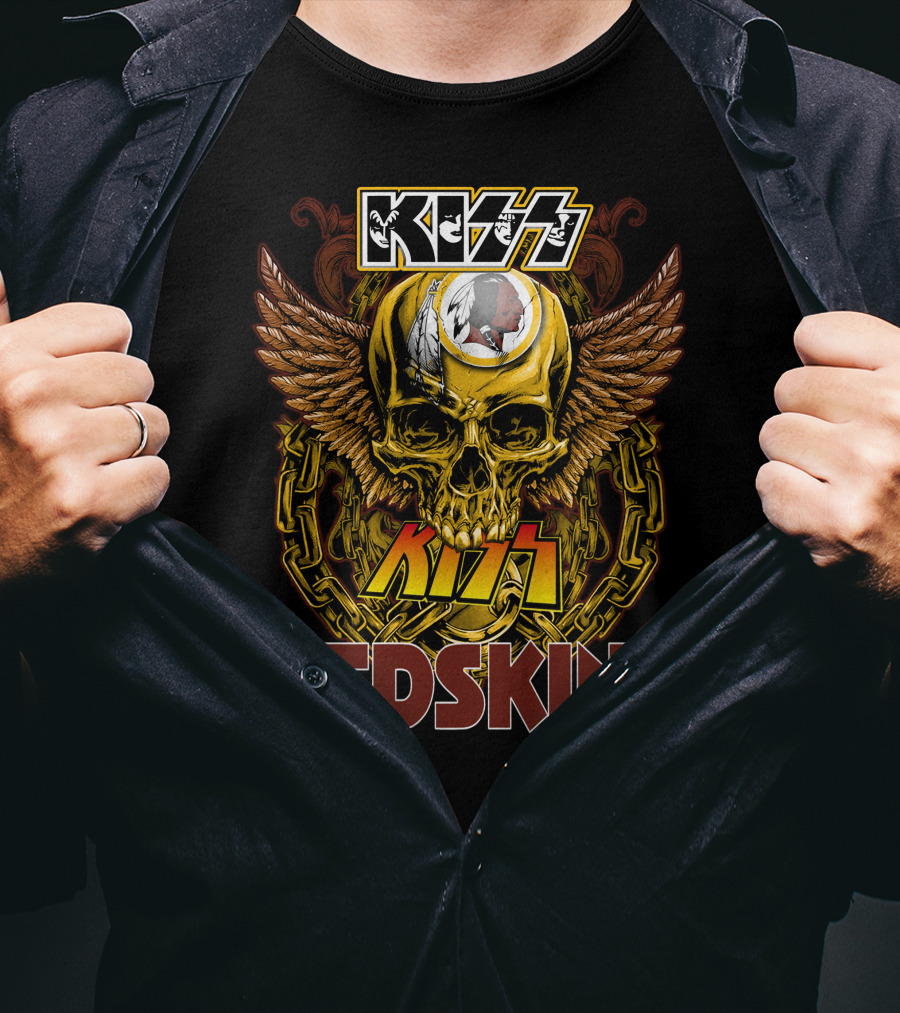 Kiss Redskins Skull Wings Chains Helmet T-Shirt