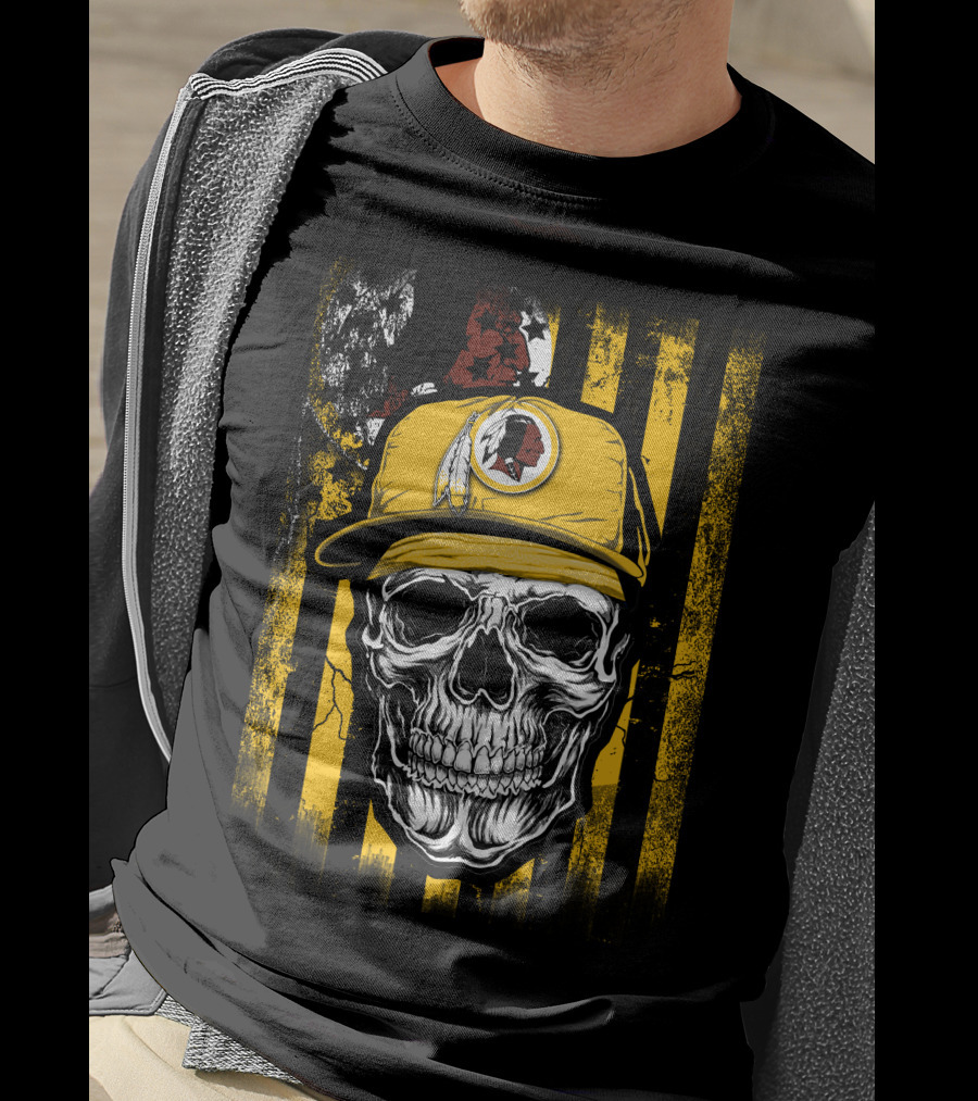 Skull V1 Washington Redskins Hat Stripes Iconic Sports Symbol T-Shirt
