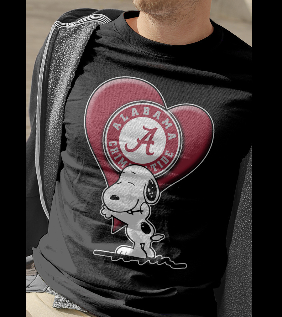 Snoopy Hugging Alabama Crimson Tide Heart T-Shirt