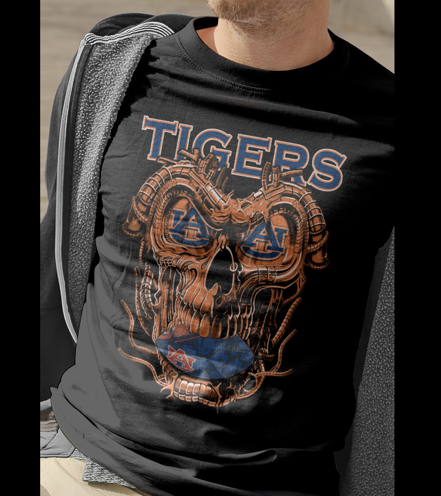 Auburn Tigers Robotics Skull Football T-Shirt