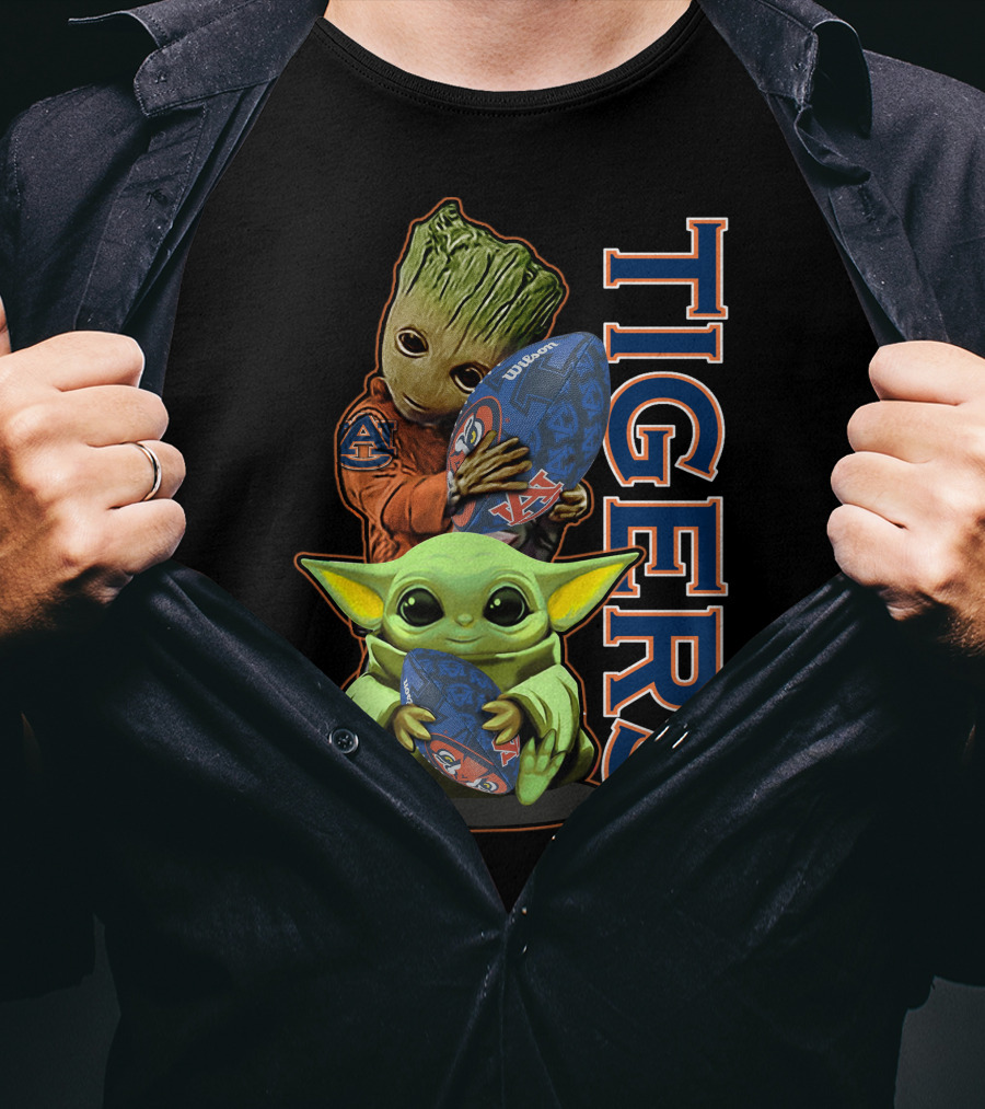 Grzd Auburn Tigers Baby Yoda And Groot Football T-Shirt