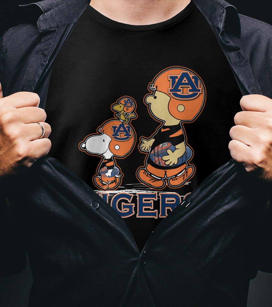 Snpfootball Auburn Tigers Peanuts Characters T-Shirt