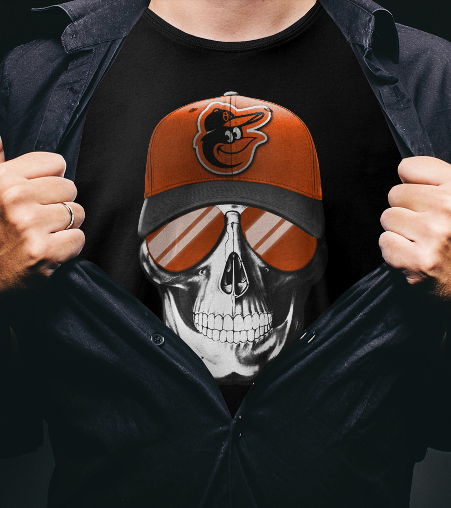 Skull V7 Baltimore Orioles Cap And Sunglasses T-Shirt