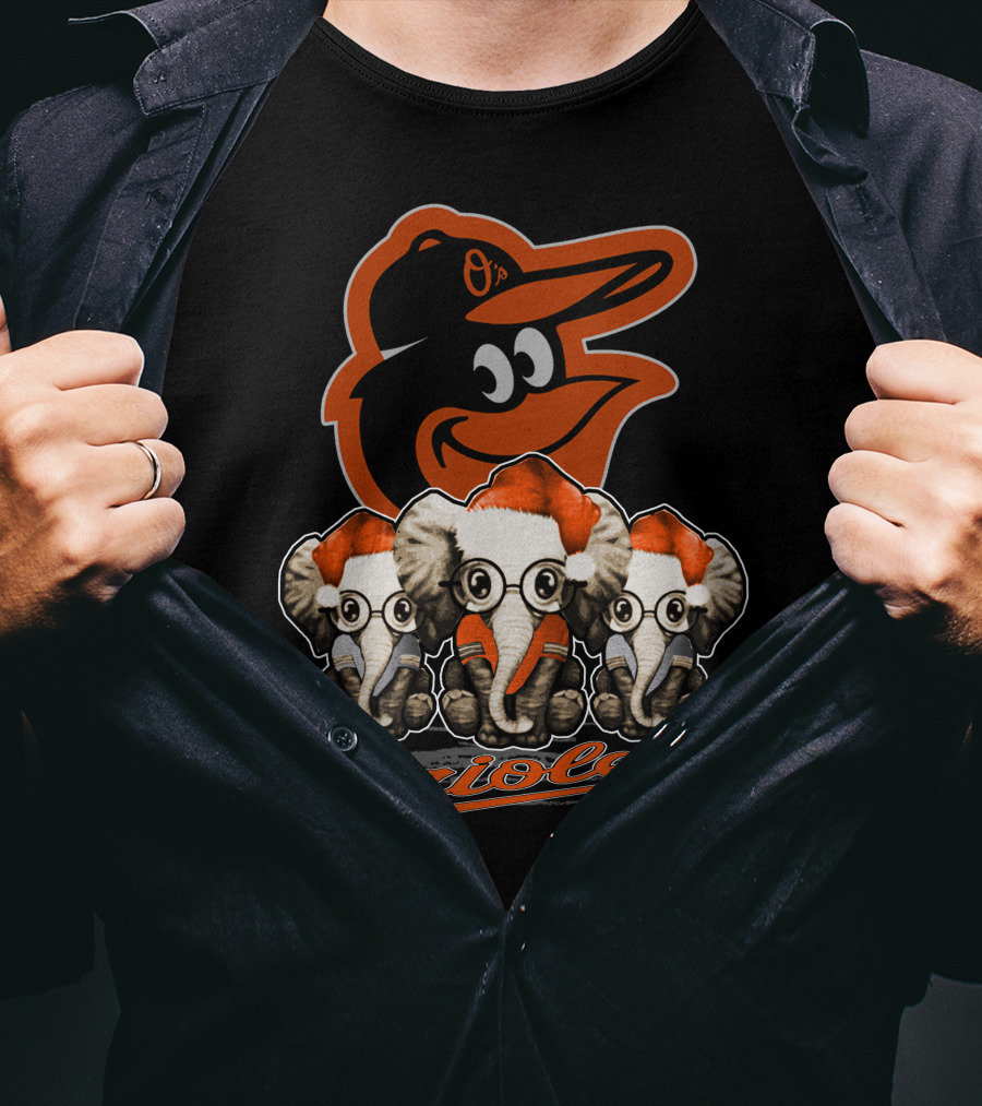 Elephan Xmas Orioles Santa Hat Baltimore Orioles T-Shirt