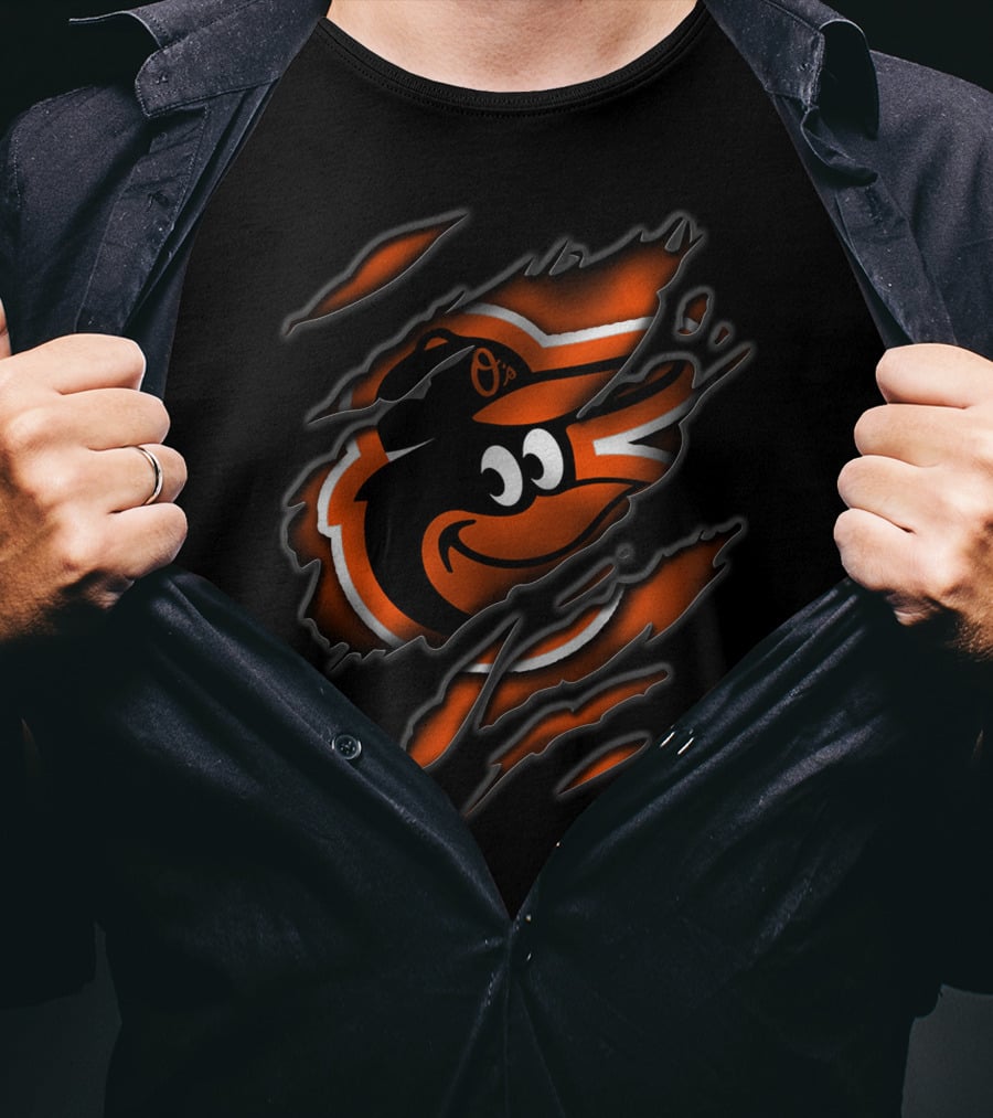 Torn Baltimore Orioles Cartoon Bird T-Shirt