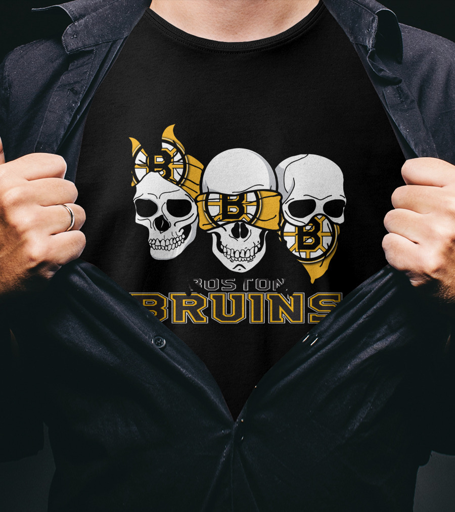3 Skull Boston Bruins Hockey Skulls T-Shirt