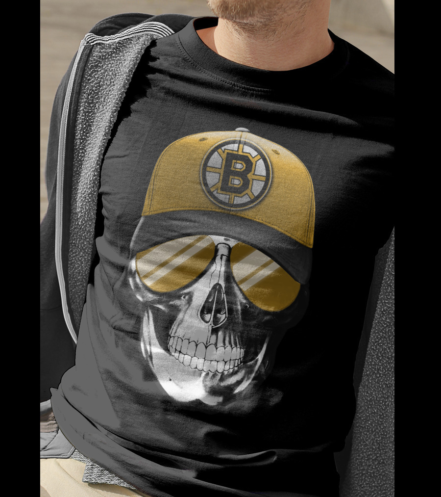 Skull In Yellow Boston Bruins Cap And Sunglasses T-Shirt