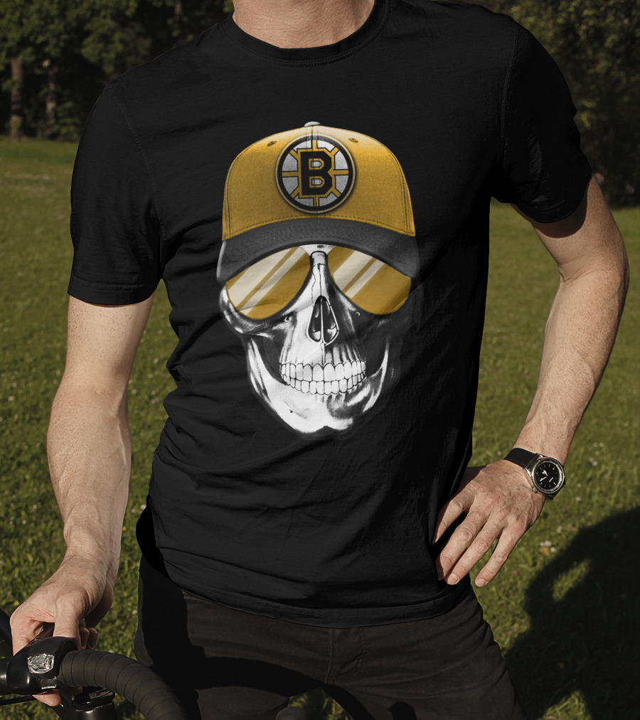 Skull In Yellow Boston Bruins Cap And Sunglasses T-Shirt