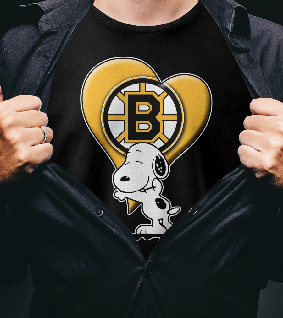 Snoopy Heart Boston Bruins Logo Hug T-Shirt