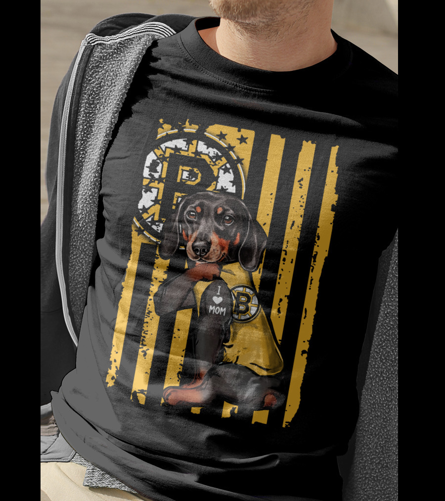 Dachshund I Love Mom Boston Bruins Stripes T-Shirt