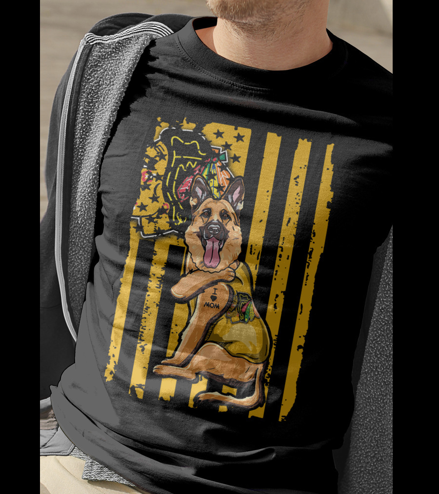 German Shepherd I Love Mom Chicago Blackhawks Stripes T-Shirt