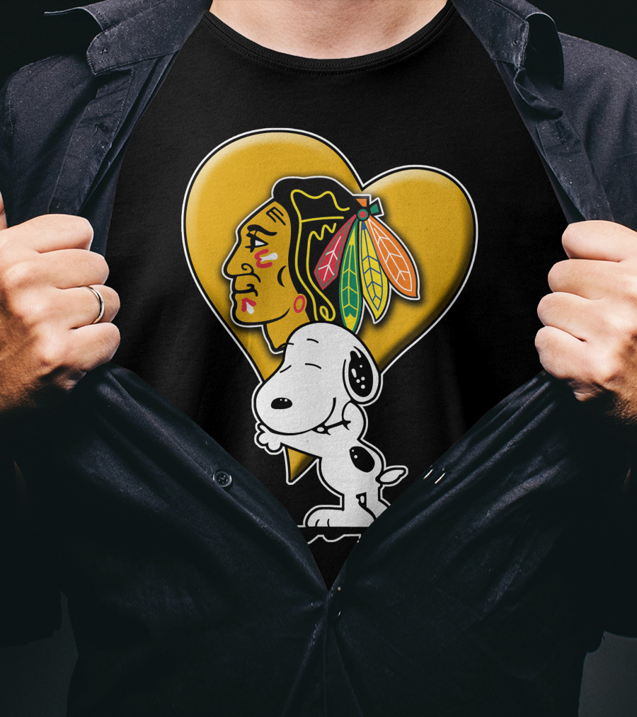 Snoopy Hugging Chicago Blackhawks Heart T-Shirt