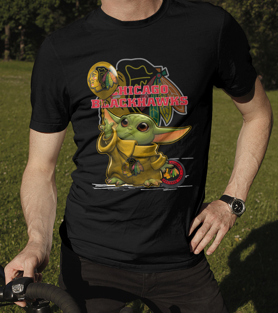 Chicago Blackhawks Baby Yoda With Balloon T-Shirt
