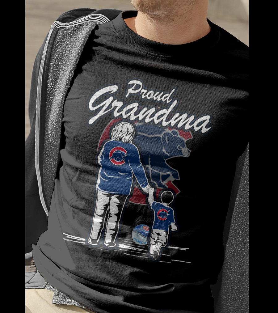 Proud Grandma Chicago Cubs Bear Logo Baseball Family T-Shirt