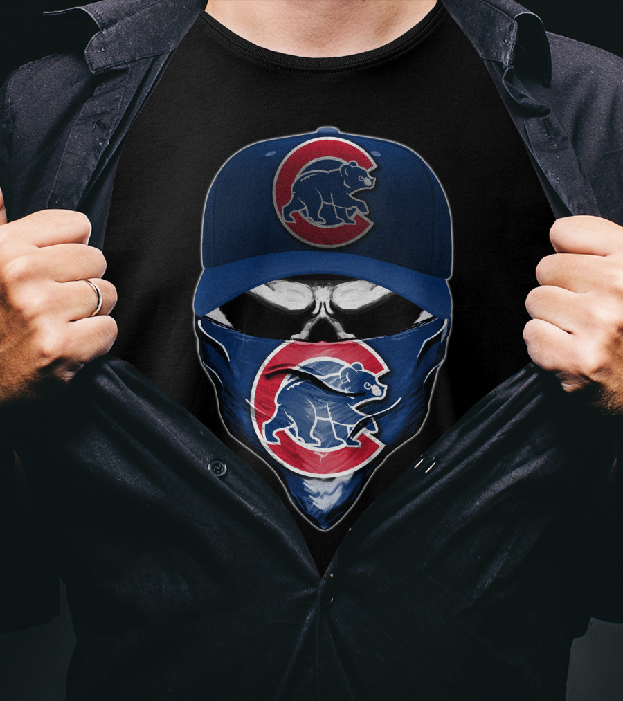 Skull Wearing Chicago Cubs Hat And Bandana T-Shirt
