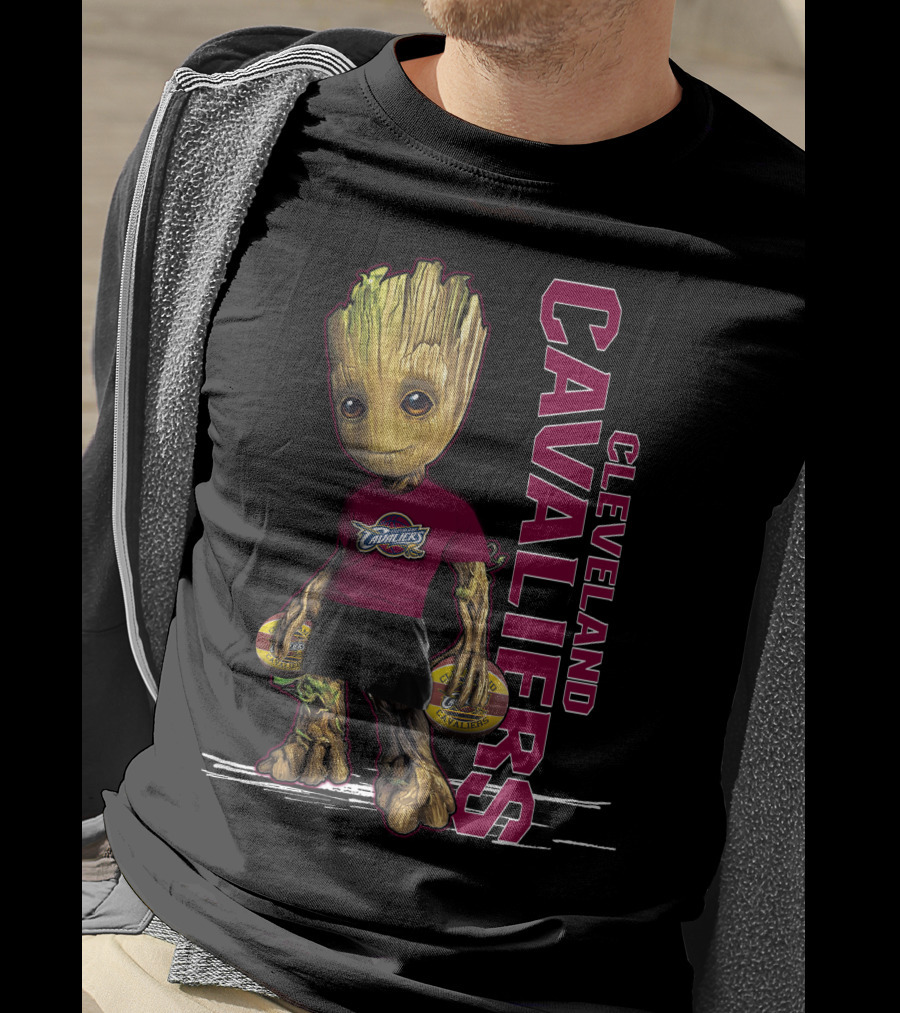 Cleveland Cavaliers Groot Holding Basketball T-Shirt