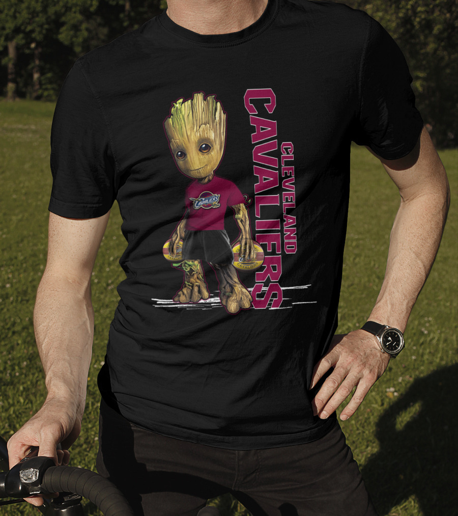 Cleveland Cavaliers Groot Holding Basketball T-Shirt