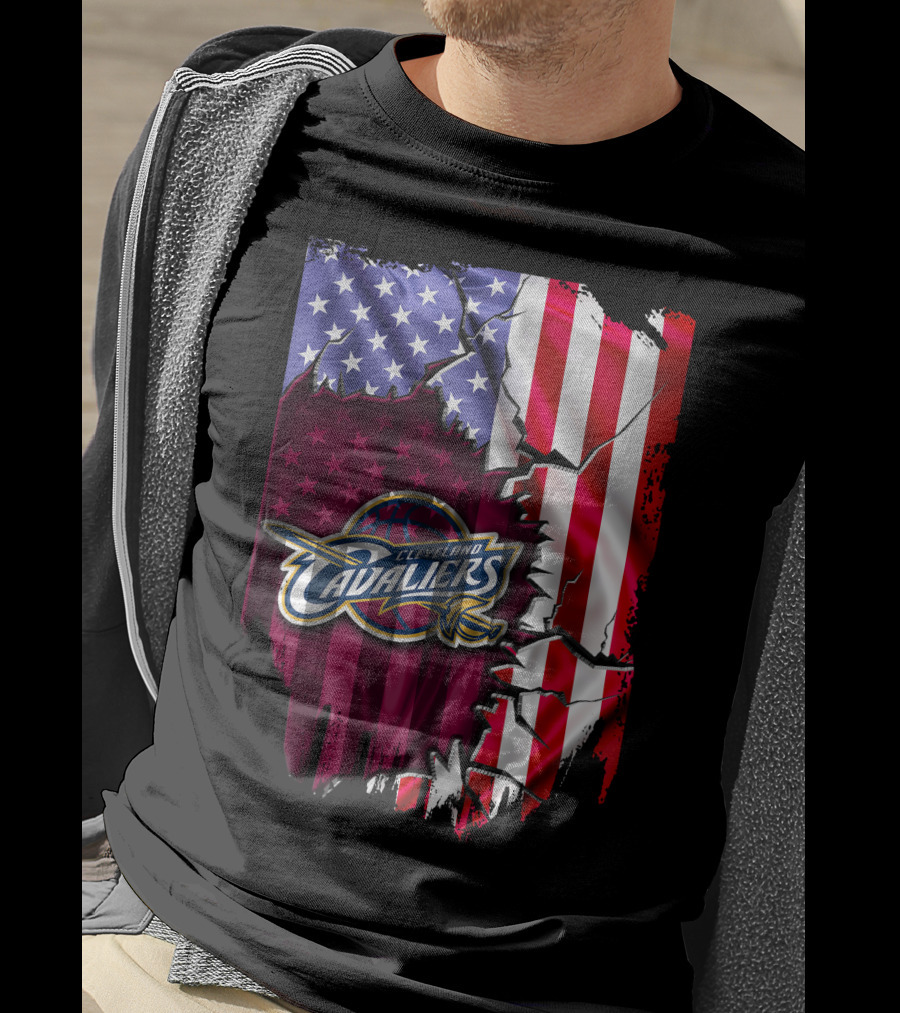 Cleveland Cavaliers USA Flag Ripped Effect T-Shirt