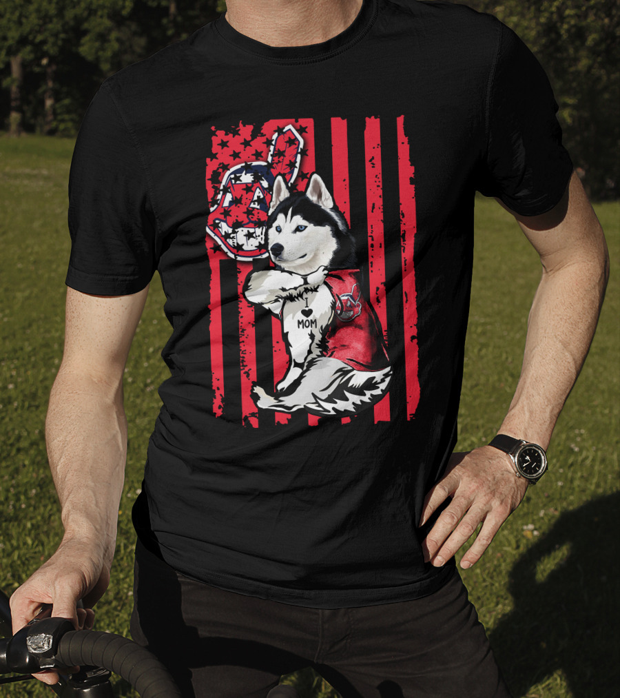 Siberian Husky Cleveland Indians American Flag Baseball Fanatic Mom T-Shirt