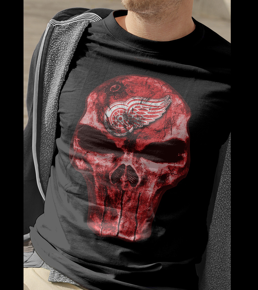 Skull Detroit Red Wings Grunge Style Emblem T-Shirt