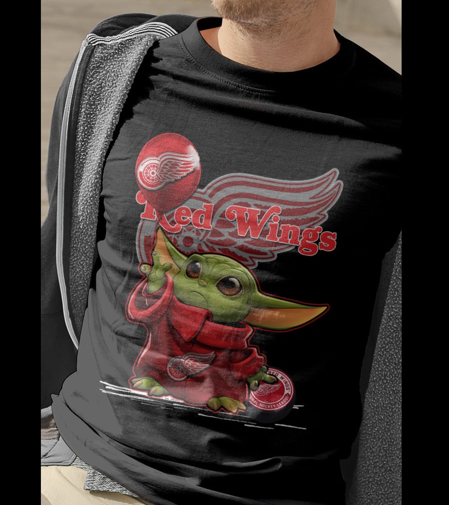 Yoda Red Wings Balloon T-Shirt