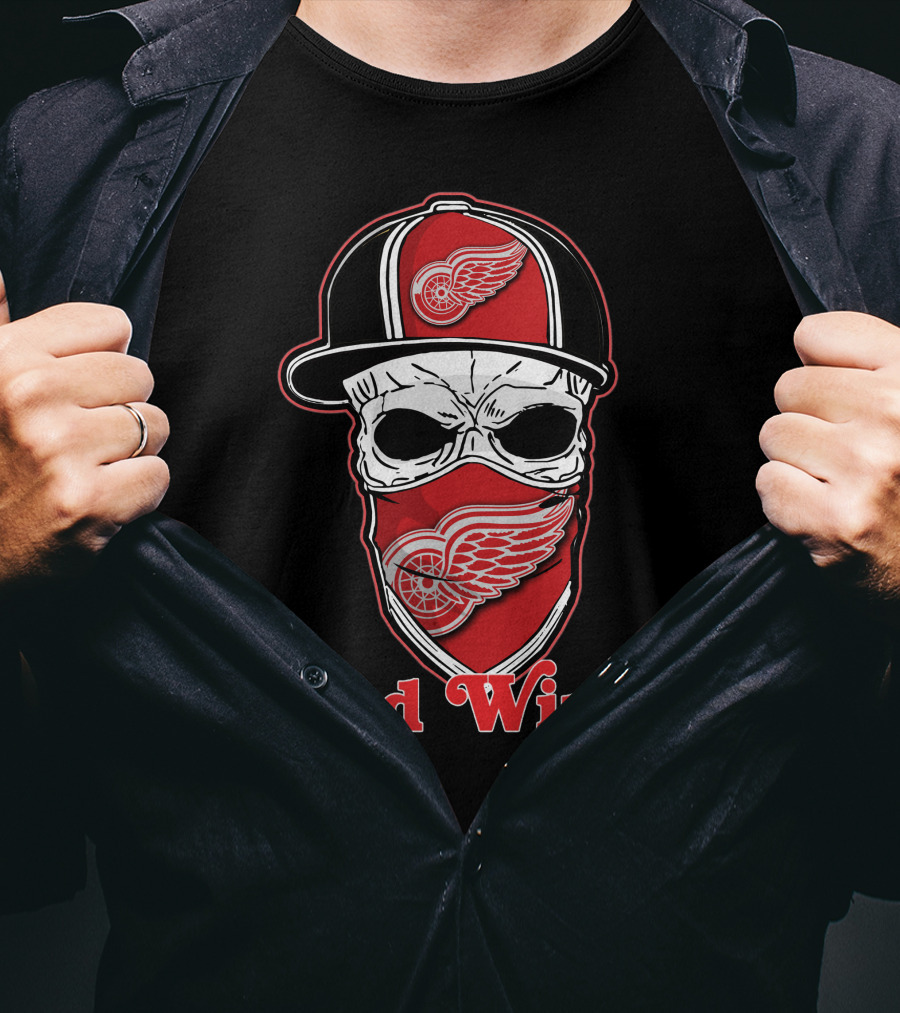 Detroit Red Wings Skull Hat Iconic Wings T-Shirt