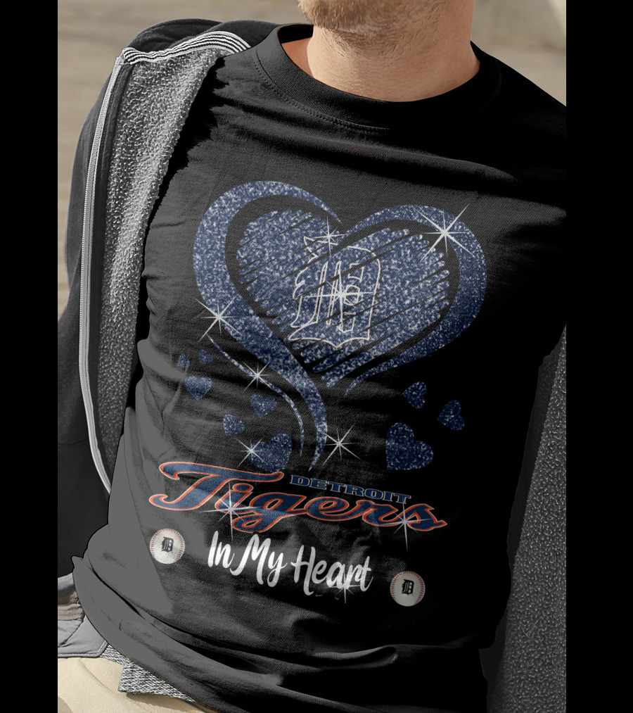 Detroit Tigers In My Heart Sparkling Logo And Hearts T-Shirt
