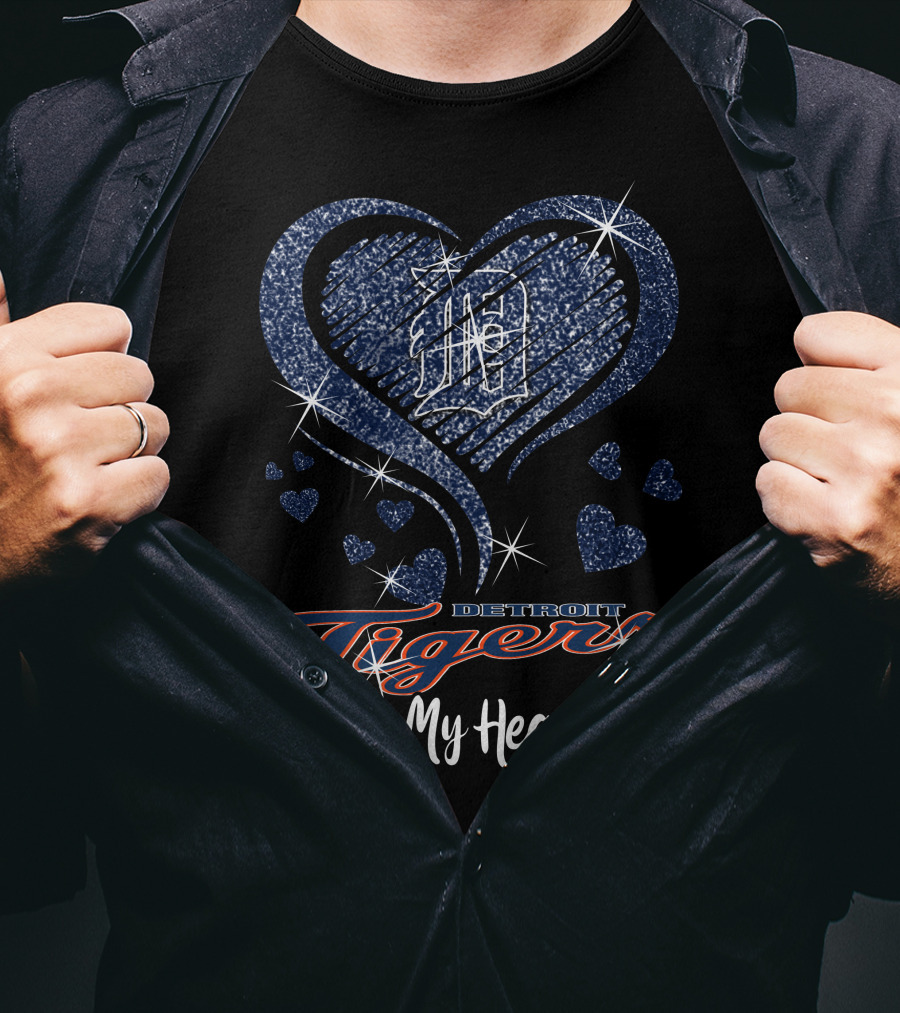 Detroit Tigers In My Heart Sparkling Logo And Hearts T-Shirt