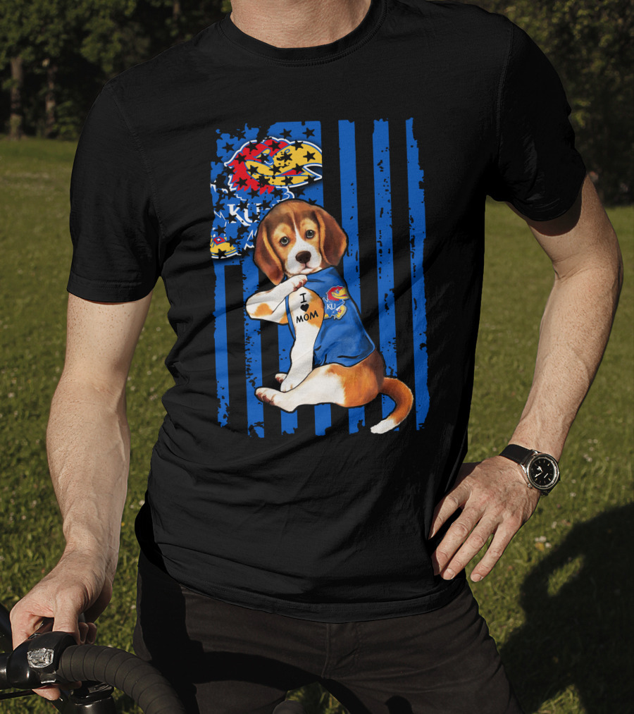 I Love Mom Beagle Wearing Kansas Jayhawks Logo Blue Flag Background T-Shirt