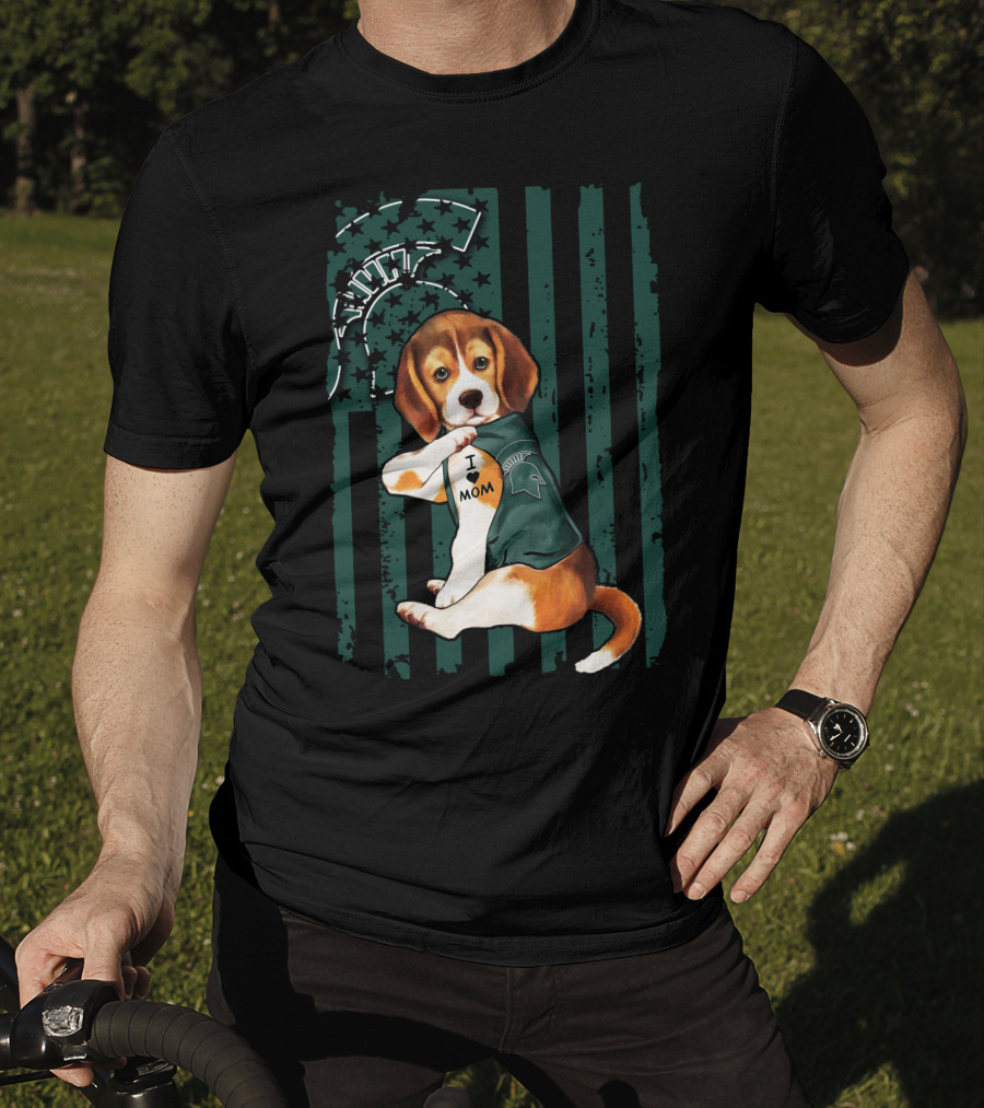 Beagle I Love Mom Michigan State Spartans Fan Support With Mascot And Helmet T-Shirt