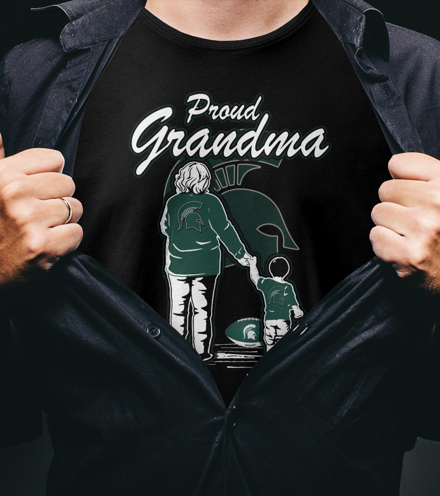Proud Grandma Holding Hands Michigan State Spartans Football Fan T-Shirt