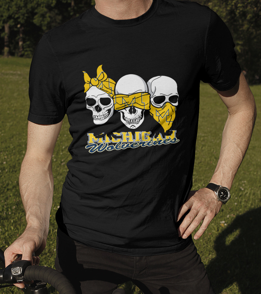 Michigan Wolverines 3 Skulls Bandana T-Shirt