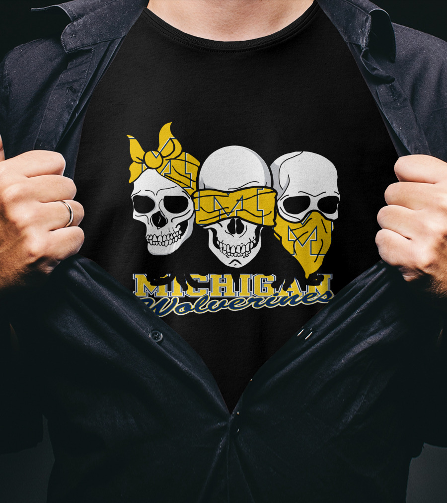 Michigan Wolverines 3 Skulls Bandana T-Shirt