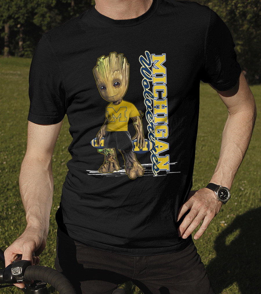 Groot Michigan Wolverines M Logo Skating Fan T-Shirt