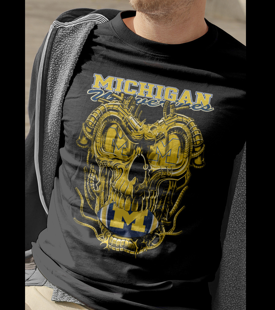 Dragonskull Michigan Wolverines M Football Skull T-Shirt