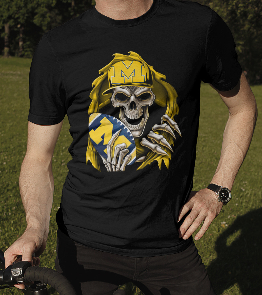 Skullbong Michigan Wolverines Skull Football Fan T-Shirt