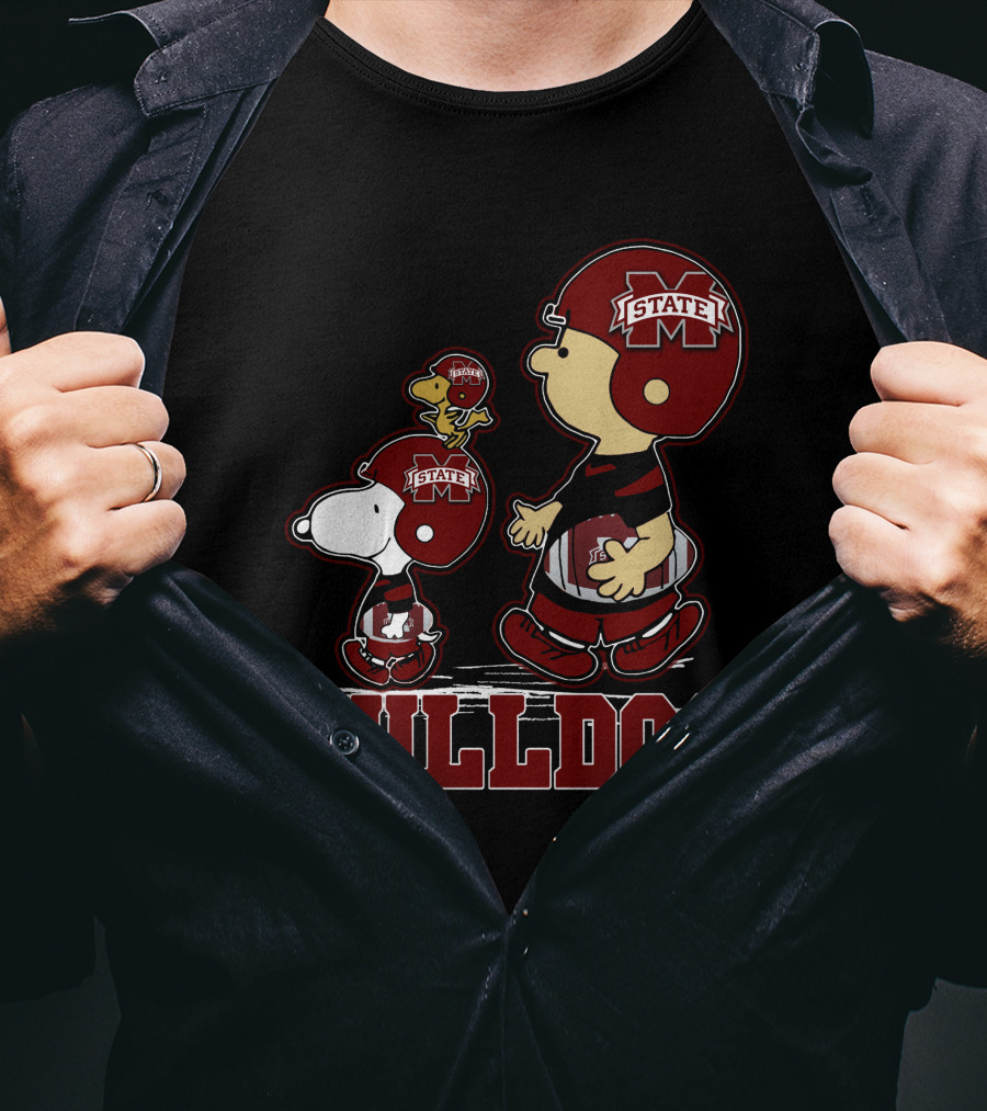 Mississippi State Bulldogs Snoopy And Woodstock Football Team Spirit T-Shirt