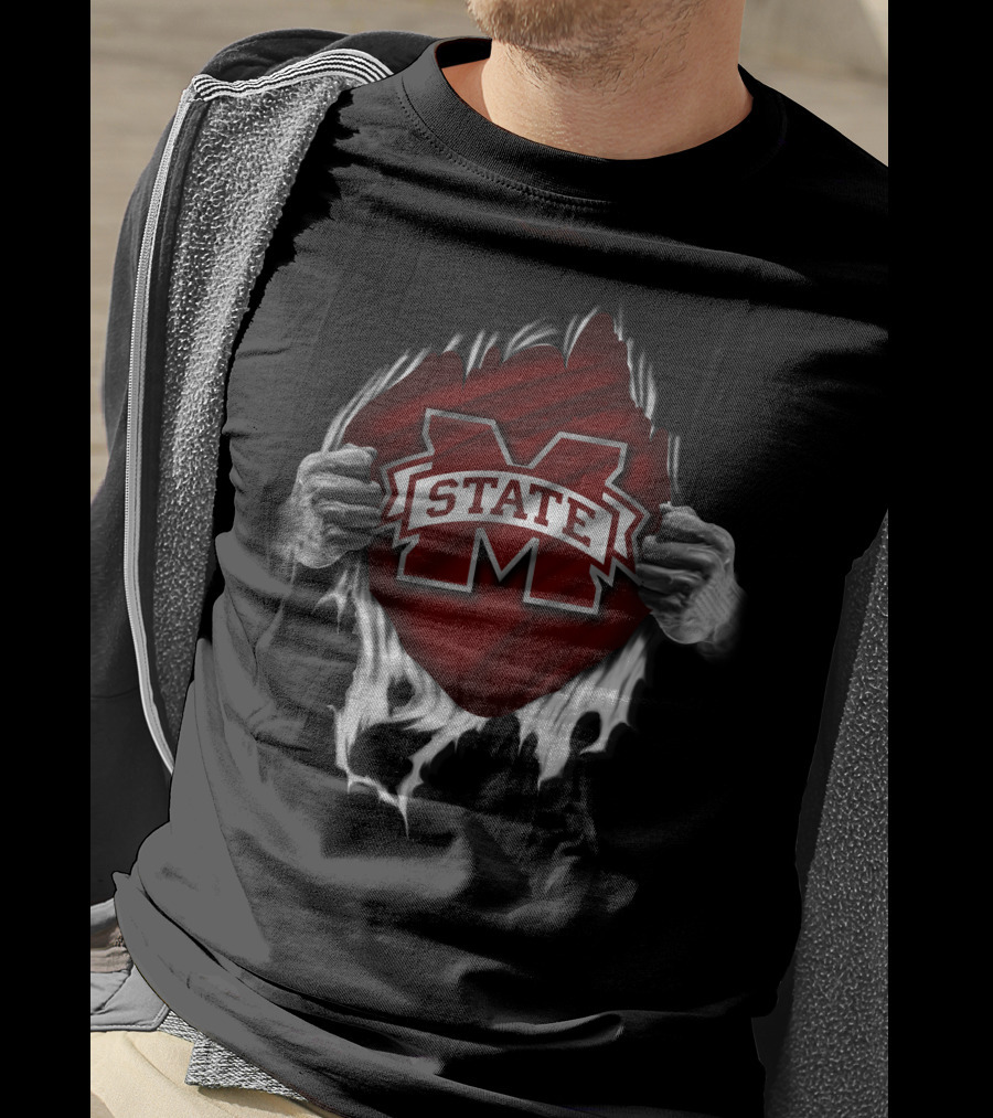 Torn Mississippi State Bulldogs M State T-Shirt