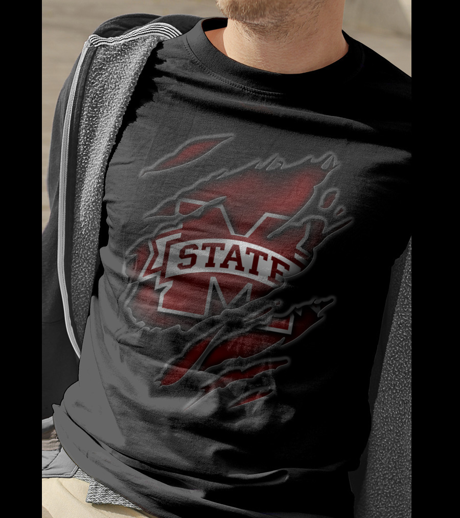 Torn Mississippi State Bulldogs M Logo Rage T-Shirt