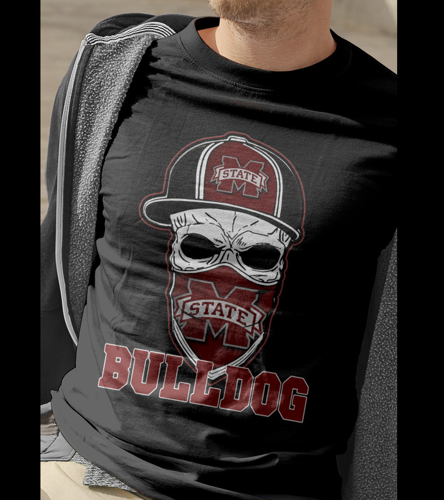 State Bulldogs Skull Hat Bulldog T-Shirt