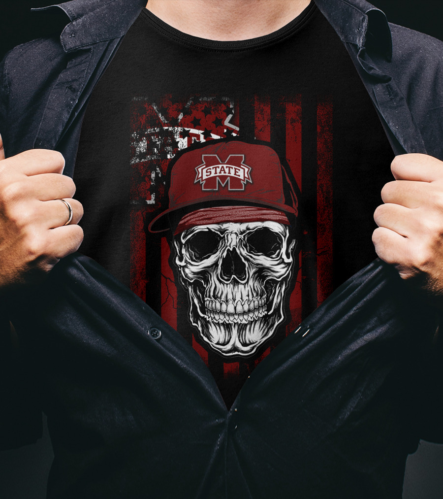 Mississippi State Bulldogs Skull With Cap T-Shirt
