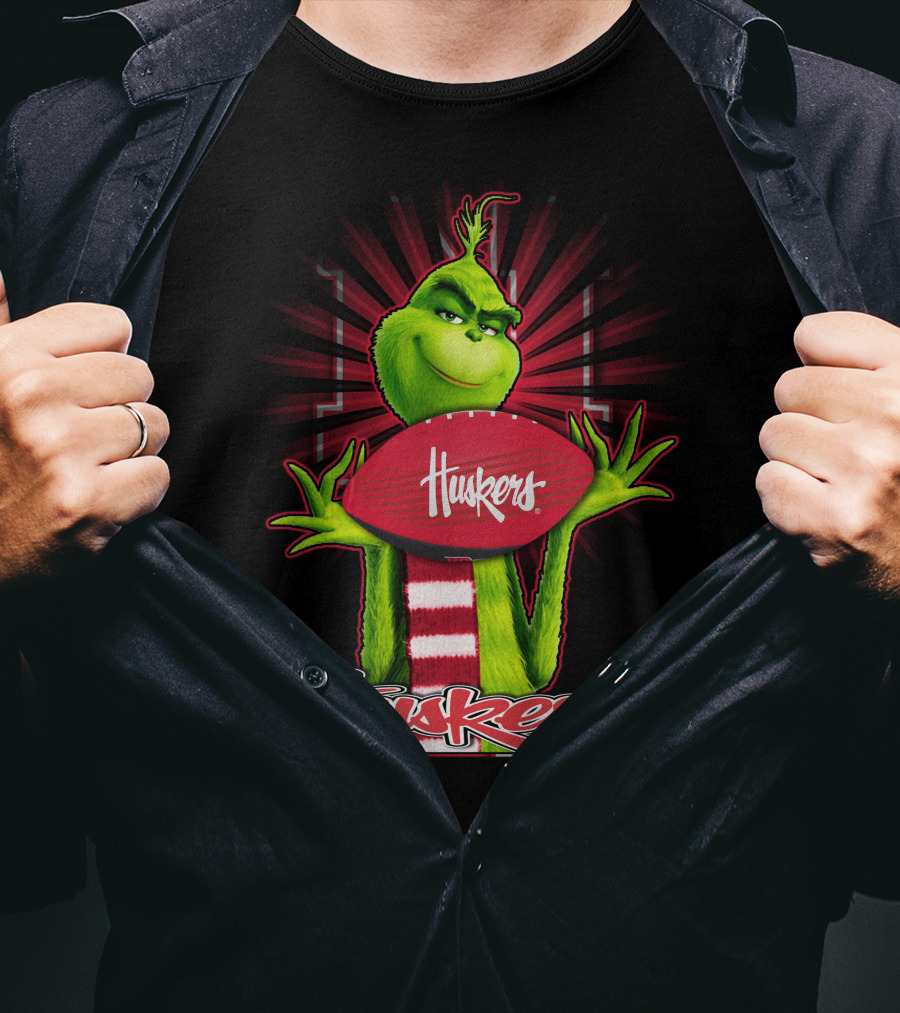 Grinch Holding Huskers Football Nebraska Cornhuskers T-Shirt