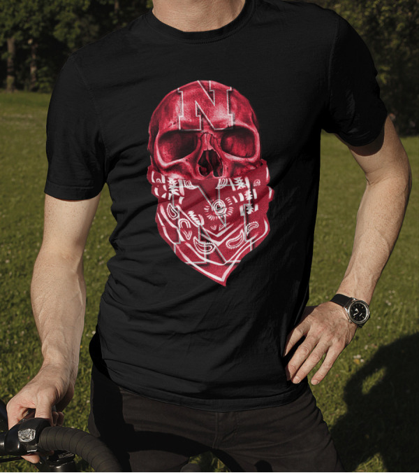 Nebraska Cornhuskers Skull With Red Bandana And N T-Shirt