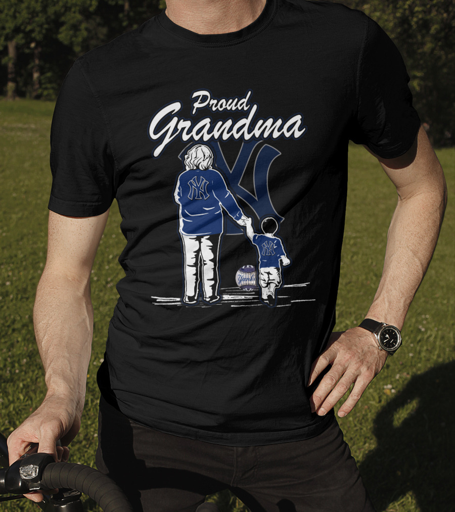 Proud Grandma New York Yankees Family T-Shirt