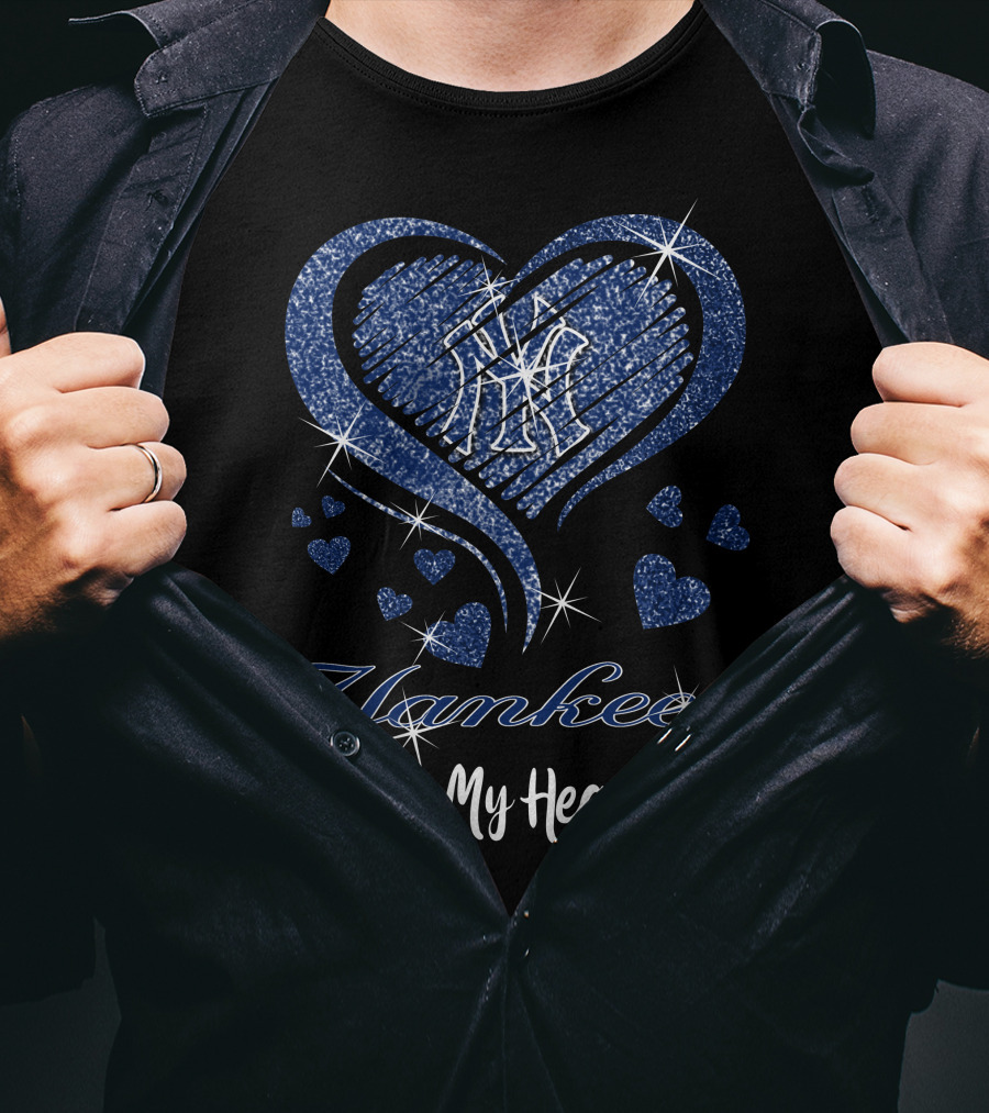 Yankees In My Heart Sparkling Glitter Logo Hearts T-Shirt