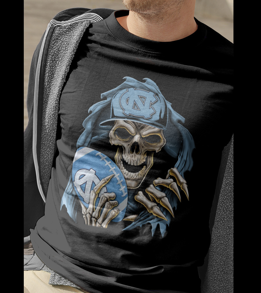 Skullbong North Carolina Tar Heels Skeleton Football Fan With Cap And Ball T-Shirt