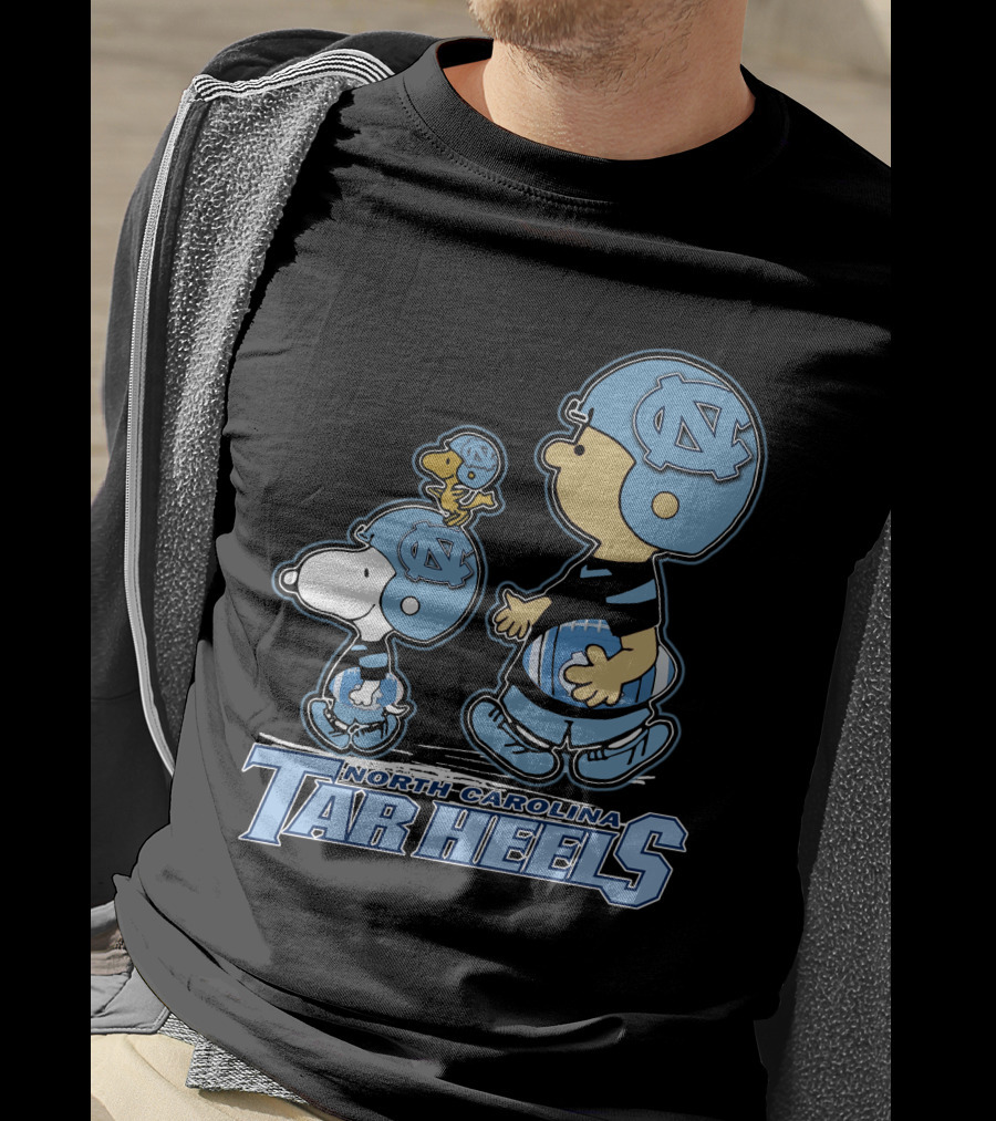 North Carolina Tar Heels Snoopy And Woodstock Football Team Fans T-Shirt